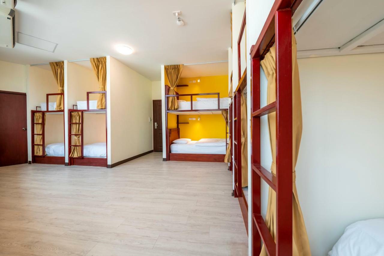 Scala Hostel Бангкок Экстерьер фото