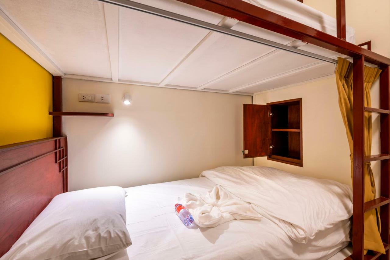 Scala Hostel Бангкок Экстерьер фото