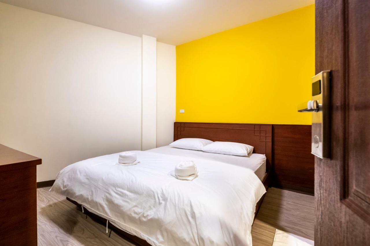 Scala Hostel Бангкок Экстерьер фото