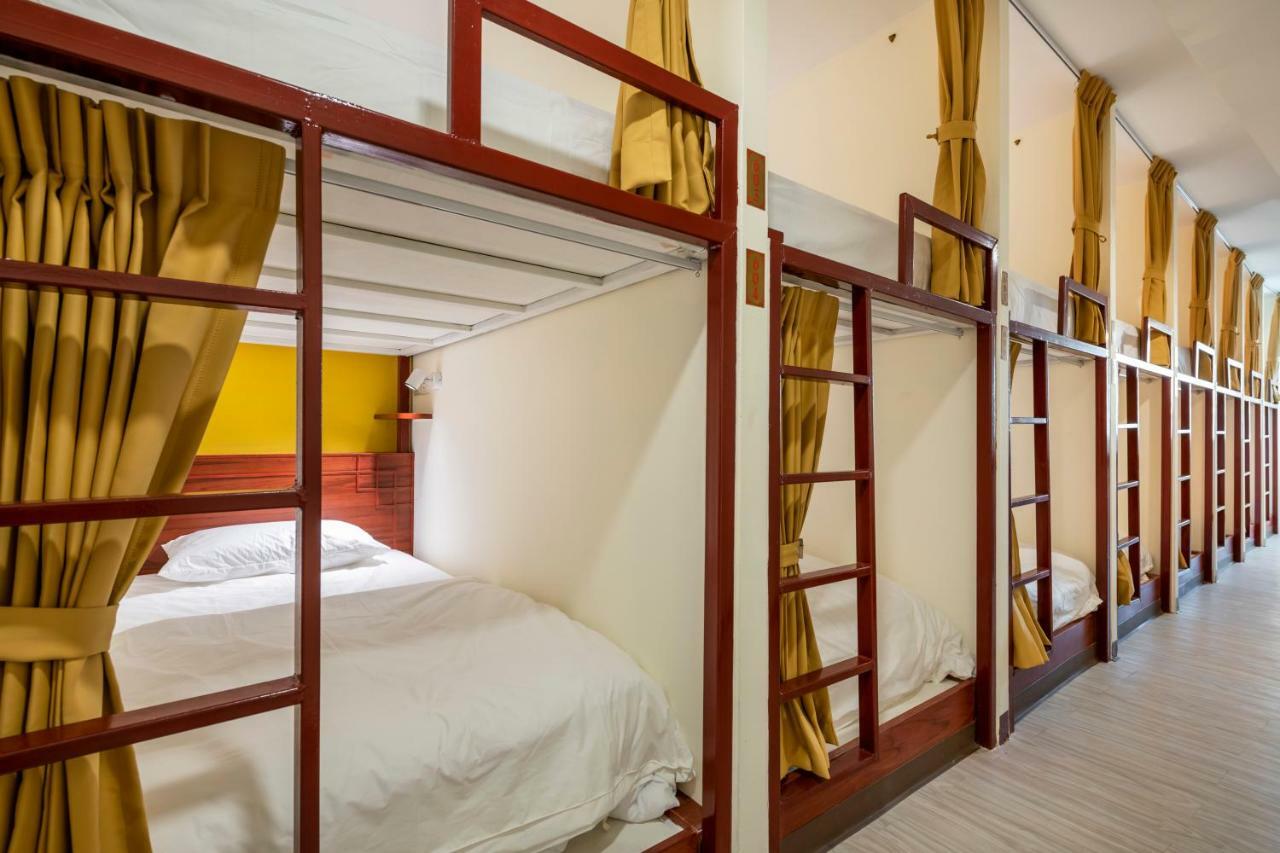 Scala Hostel Бангкок Экстерьер фото