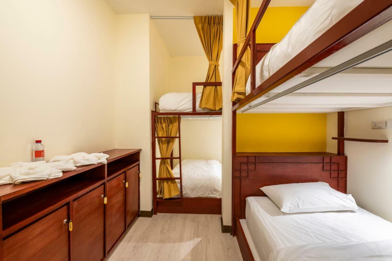 Scala Hostel Бангкок Экстерьер фото