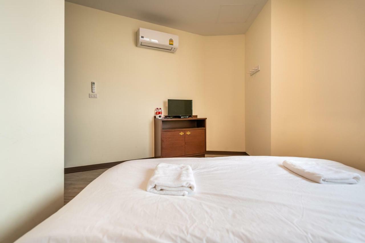 Scala Hostel Бангкок Экстерьер фото